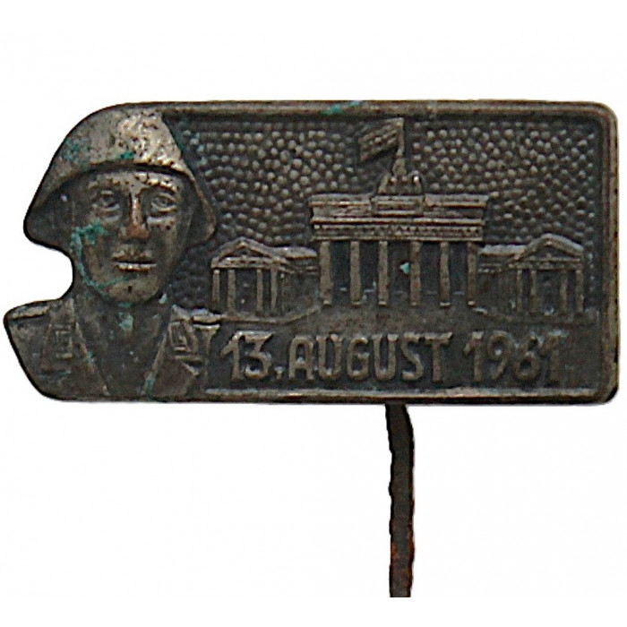 ГДР знак на игле «13 august 1961». Начало возведение Берлинской стены
