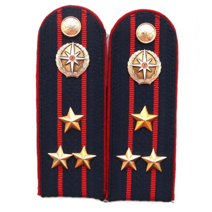Погоны полковника МЧС РФ (эмблема старого образца)