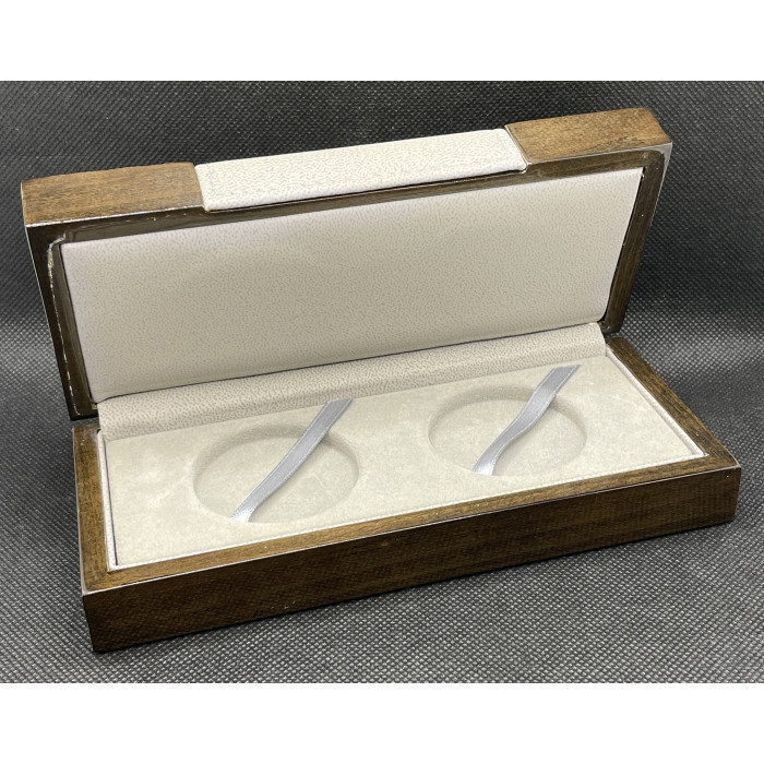 Футляр / Коробка для 2 монет дерево, лак (BOX)