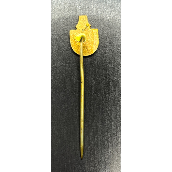 Чехословакия. Значок Кооперация город Бржецлав (BOX)