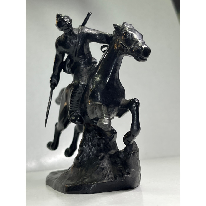 СССР Касли Чугун скульптура Красноармеец на коне Будёновец 1969 год 