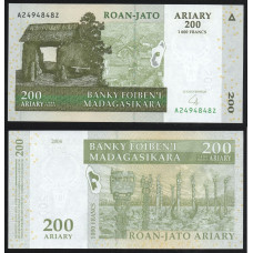 Мадагаскар 200 Ариари 2004 год UNC ПРЕСС P# 87b