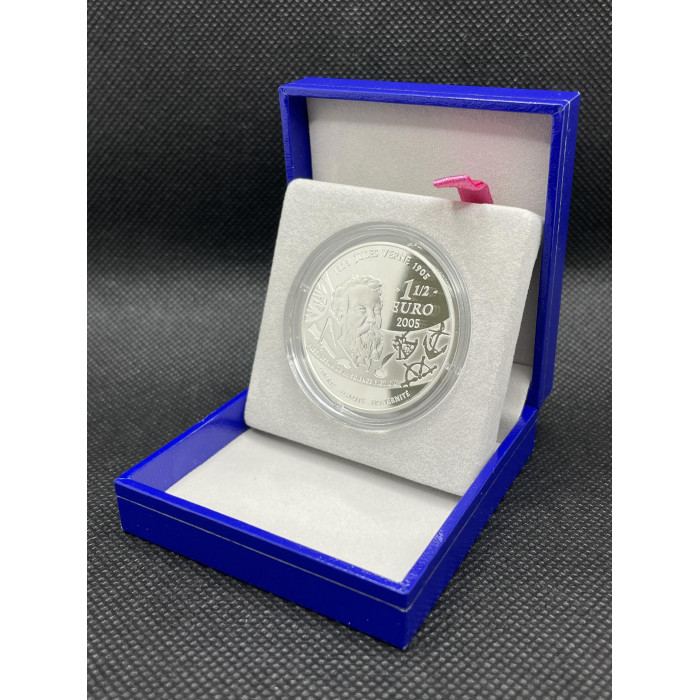 Франция 1 1/2 - 1,5 Евро 2005 год Ag 100 лет со дс Жюля Верна / С Земли на Луну РЕДКАЯ !