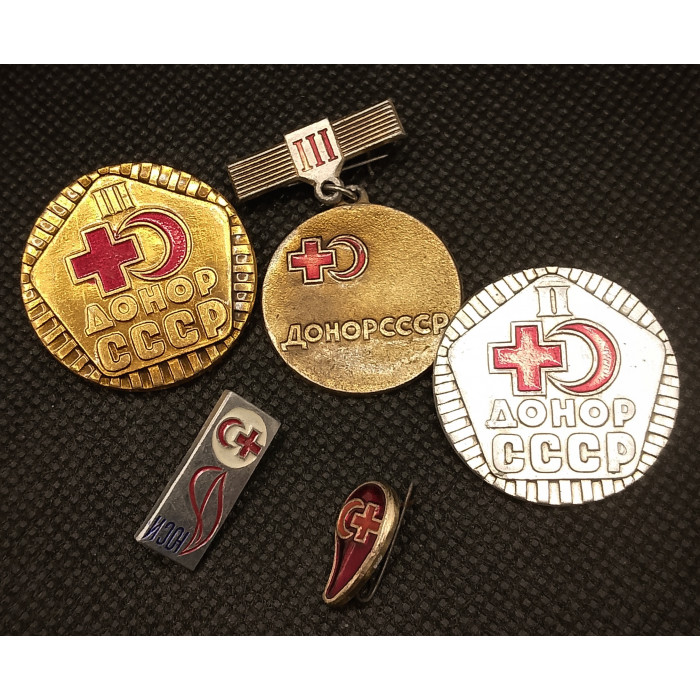 СССР набор из пяти Знаков / Значков. Почетный Донор Капля Крови. Медицина (BOX1020)