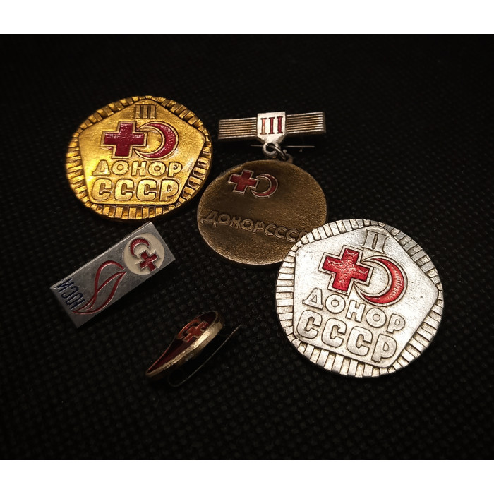 СССР набор из пяти Знаков / Значков. Почетный Донор Капля Крови. Медицина (BOX1020)