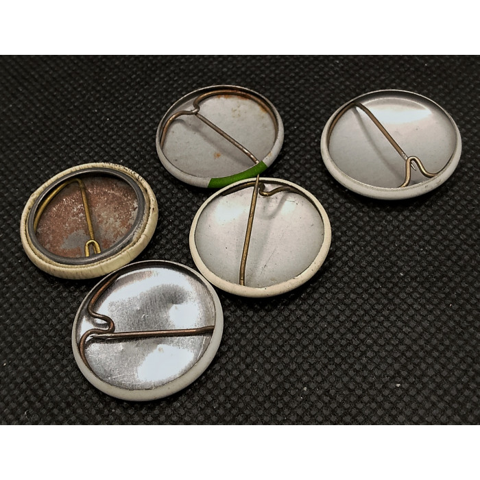 СССР набор из пяти различных Знаков / Значков. Выставка, Исследования, Фотография, Образование, Дизайн (BOX694)