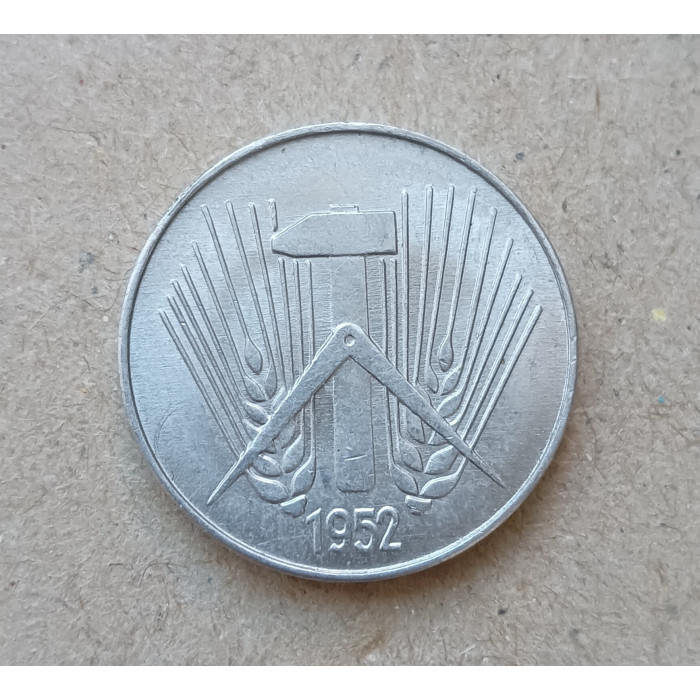 Германия , ГДР 10 пфеннигов 1952 год , А 