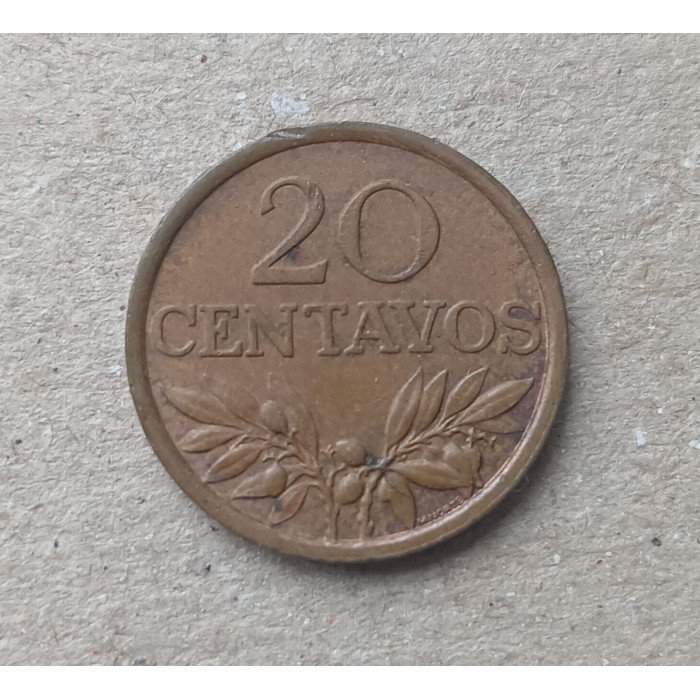 Португалия 20 Сентаво 1974 год