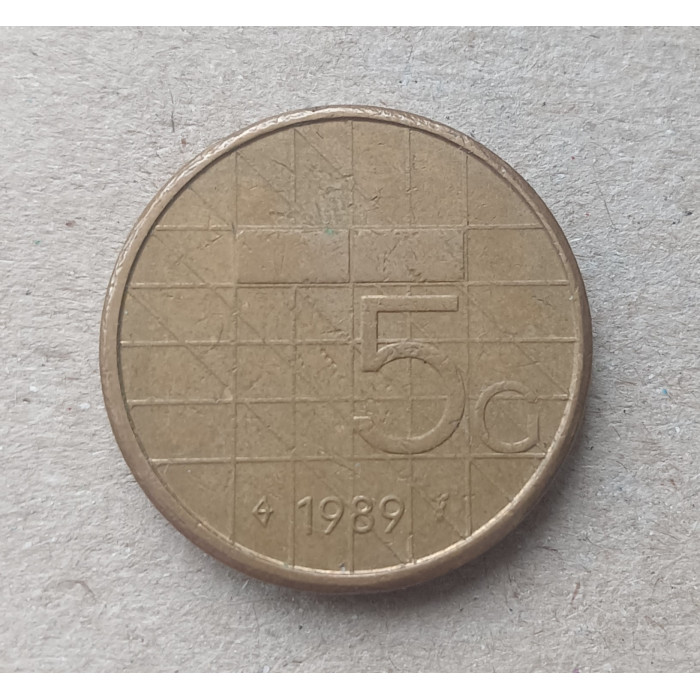 Нидерланды 5 Гульденов 1989 год , Королева Беатрикс