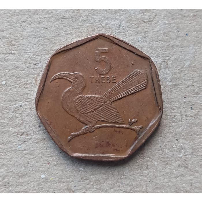 Ботсвана 5 Тхебе 2002 год , Птица-носорог Ботсвана 5 Тхебе 2002 год , Птица-носорог