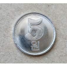 Северная Корея 5 вон 2005 год 