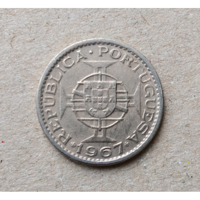 Ангола 2,5 эскудо 1967 год , Португалия