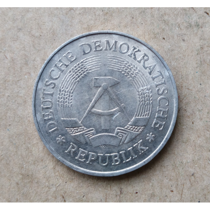 ГДР 1 Марка 1982 год , А