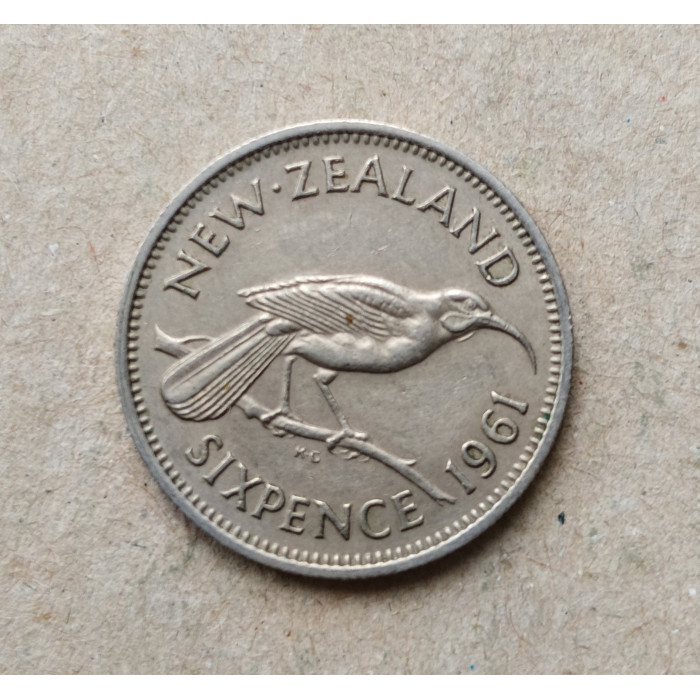 Новая Зеландия 6 Пенсов 1961 год , Птица гуйя