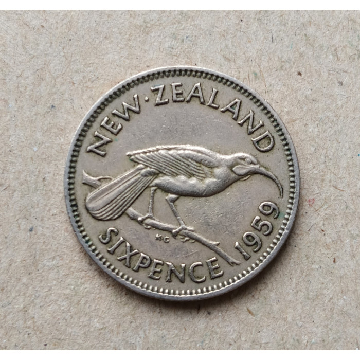 Новая Зеландия 6 Пенсов 1959 год , Птица гуйя