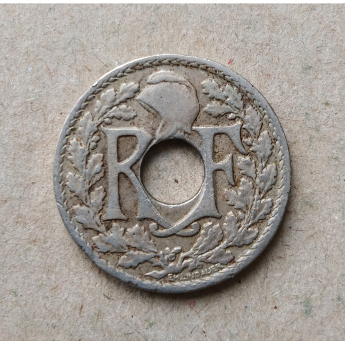 Франция 10 Сентим 1927 год