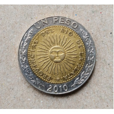 Аргентина 1 Песо 2010 год , Биметалл