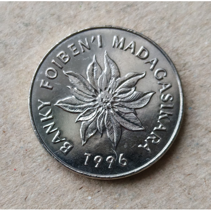 Мадагаскар 5 Франков 1996 год