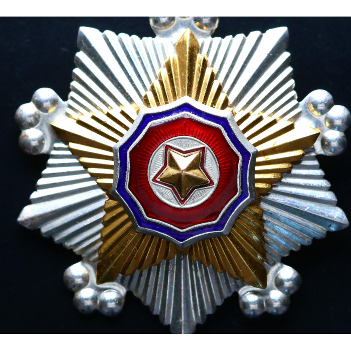 Корея Северная. Орден 2 степени. Государственного флага КНДР.  Сохранность отличная (UNC)