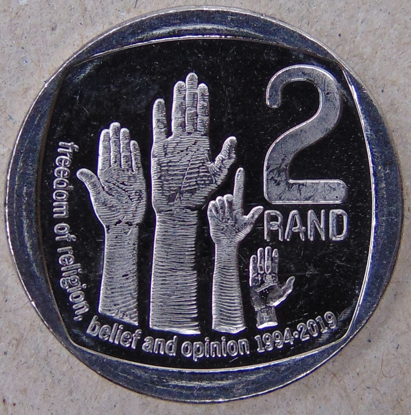 Rand 2. ЮАР 2 Ранда, 2020. 2 Ранд ЮАР 2018. ЮАР 2 ранд 2017. Монета ЮАР 2 Ранда 2020 Свобода передвижения.